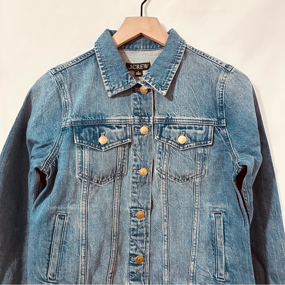 J. Crew | Jacket | Classic Denim Jacket in Brilliant Day Wash - Picture 7 of 14